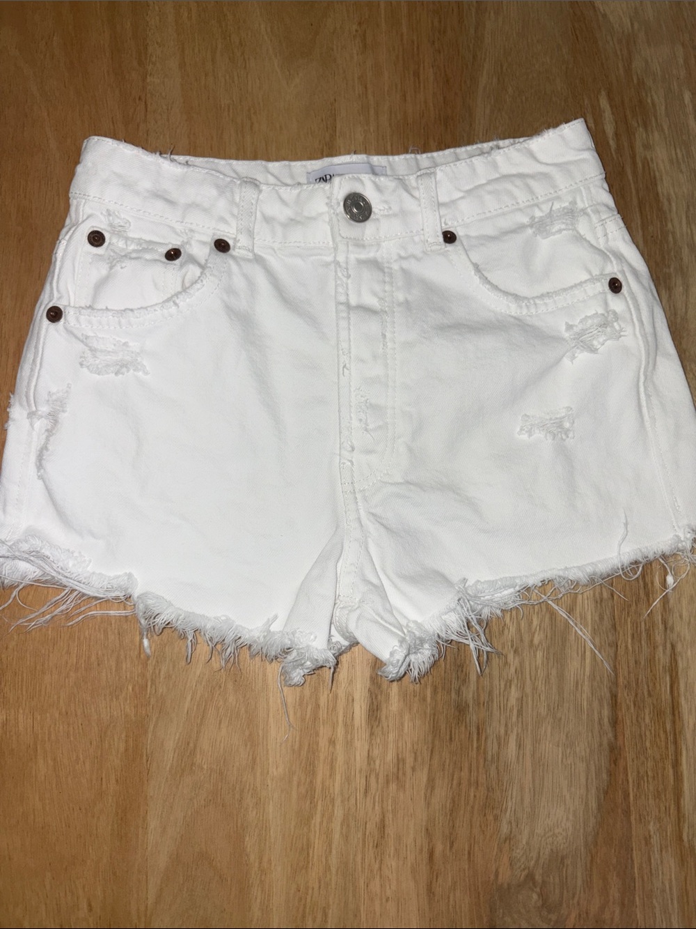 Zara White Distressed Women's Denim Shorts